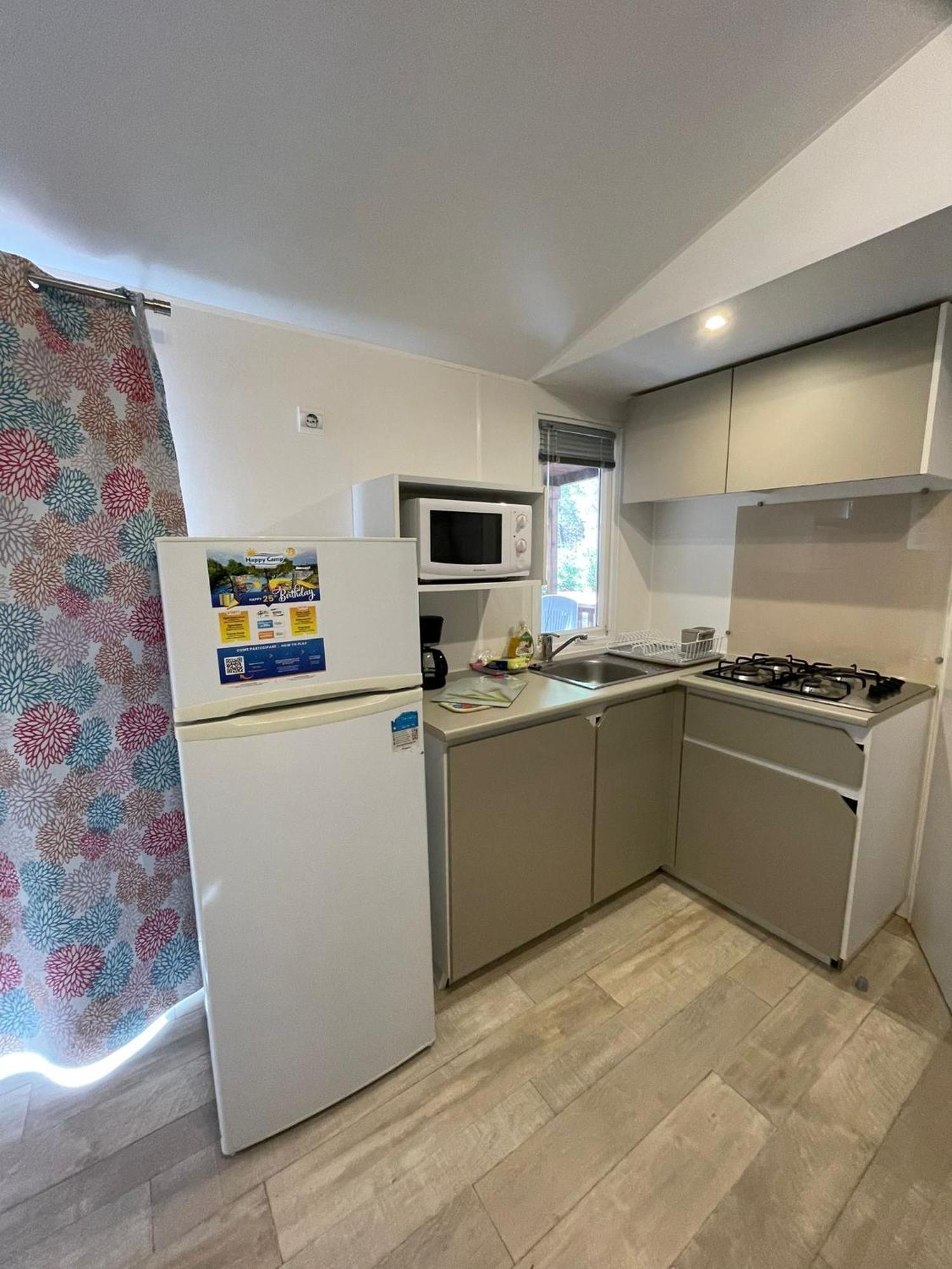 Happy Camp Mobile Homes In Camping Iscrixedda Lotzorai Exterior foto